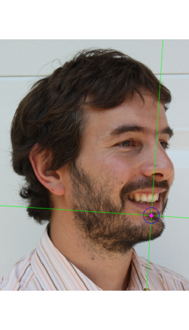 Supramentale marking on a photograph in oblique view (right)
